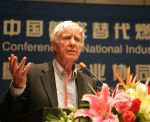 Lester Brown speaking at Beihang University